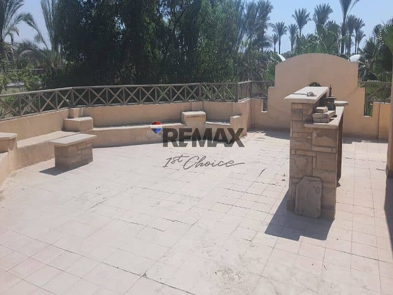 23 d1f5a6b4-5981-49d8-aaee-43d53c3e9c38. jpg