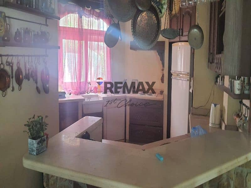 24 f8a27a32-93b3-4020-b58c-45ae5c6088c9. jpg