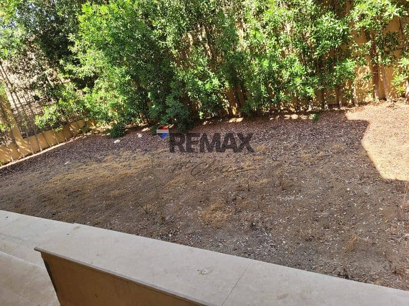 0ea7a1a9-3247-417d-a635-4dd3710c789a. jpg 0ea7a1a9-3247-417d-a635-4dd3710c789a. jpg