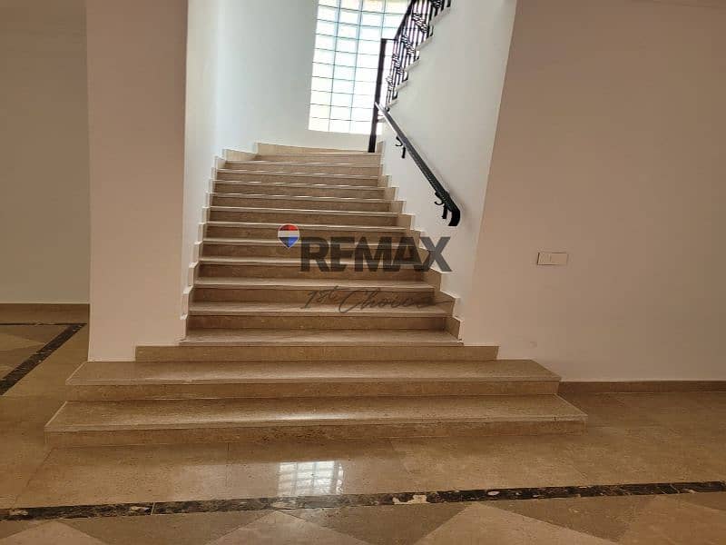 3 6e02e7d2-8115-4ea5-8296-b0a8359a0612. jpg