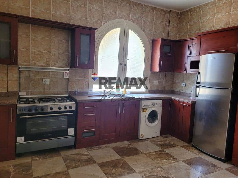 10 2ef4c00f-5c48-4731-9da6-c698e9609143. jpg