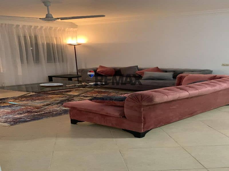 10 fe739418-fdb1-473a-be89-0f327c6bc2f3. jpg