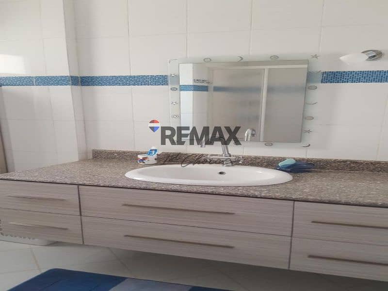 22 cd1fb3ec-2957-4fc6-a660-008df3da6402. jpg