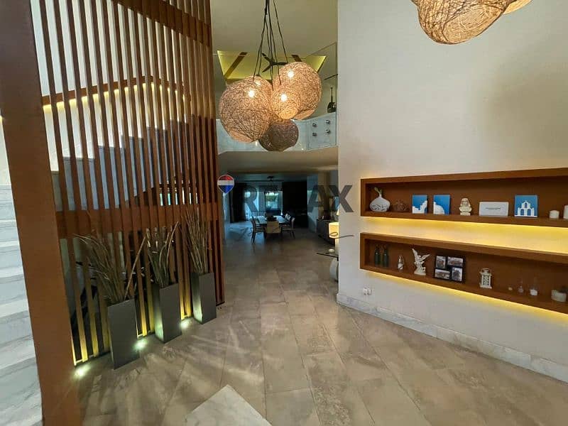 2 c0e32170-327b-45a8-ae31-f7b7271b5fdb. jpg