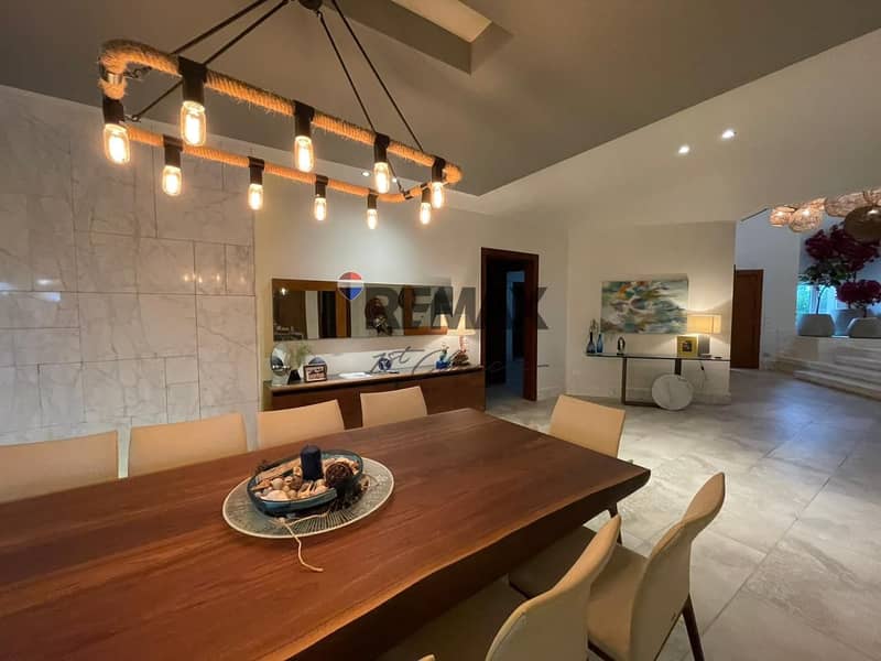 8 cfae4084-7925-4679-bc4e-39d14e4518d5. jpg