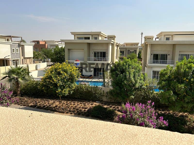 12 59159e9e-9ebe-4179-b55f-2c5597fa1d24. jpg