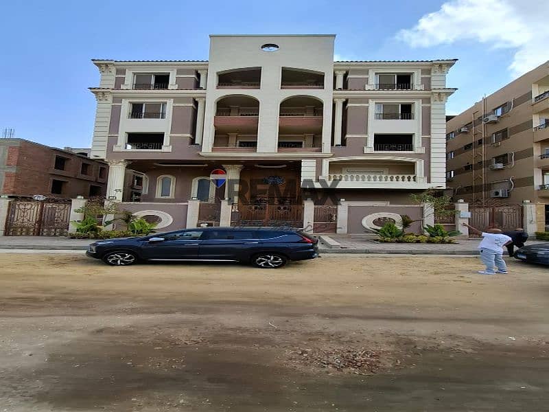 4 58875b65-a644-4a9f-9d7b-28cdb9c6c755. jpg