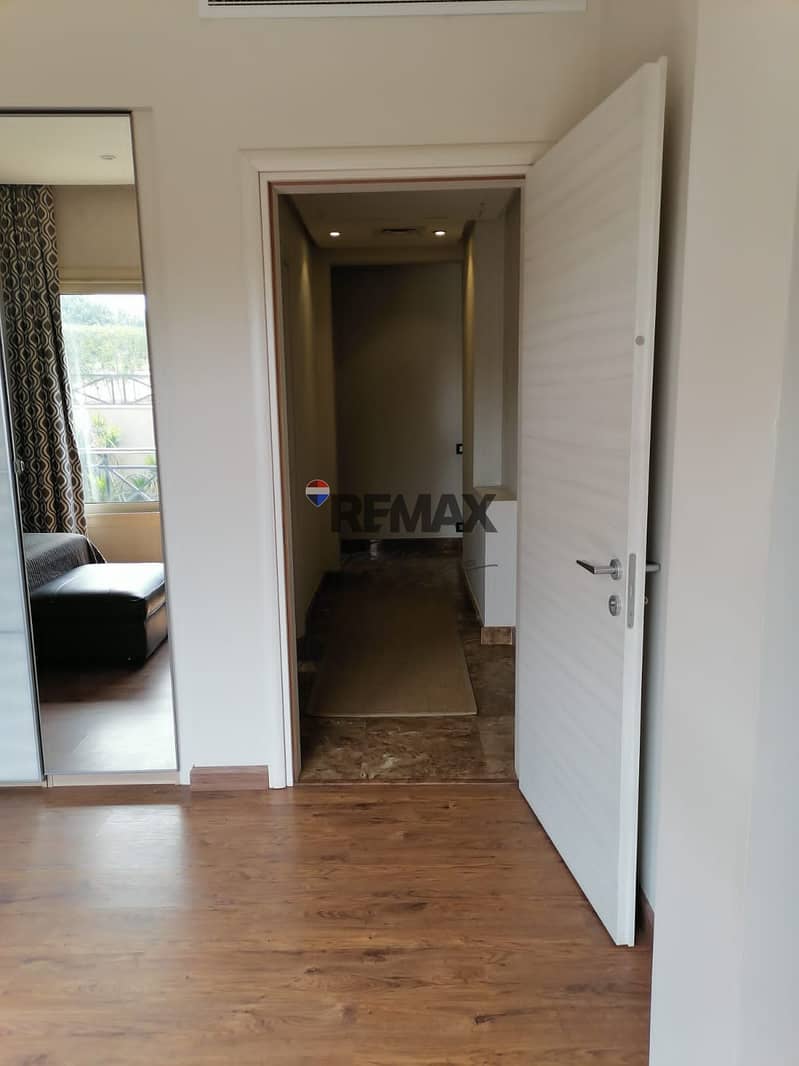 14 41d18700-8cde-4174-8e3d-7d2b5a3db8f6. jpg