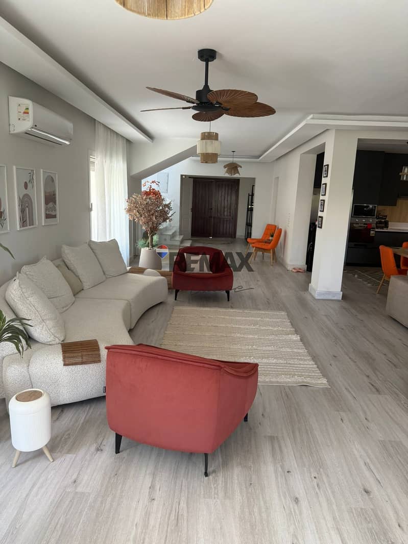 2 7d9c8408-0c59-4085-8fe8-2a8d9a3d4b64. jpg