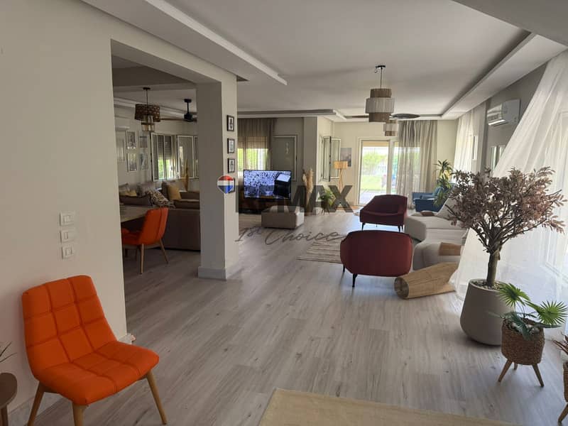 4 542f92b6-510d-48ef-9417-761eaf1c5d91. jpg