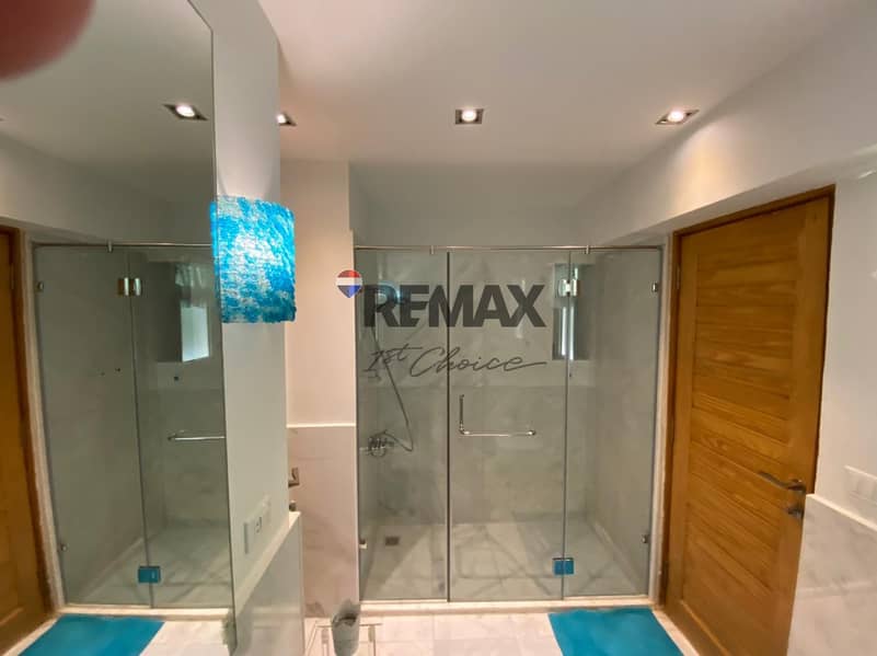 10 ea433e83-b8ac-4534-86d2-bf7a18c23f51. jpg