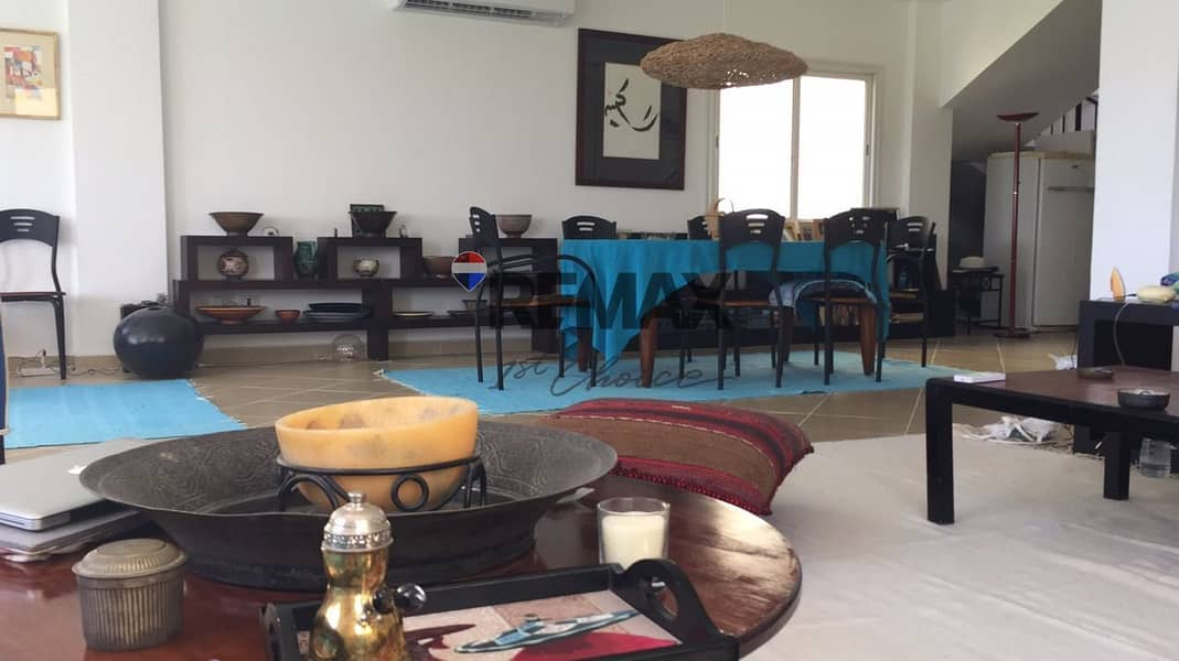 4 96147fce-cea3-49ba-9851-8c2420fef6bc. jpg