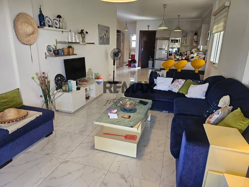 2 5028f18e-a29b-49c6-8b6b-430b0a507182. jpeg