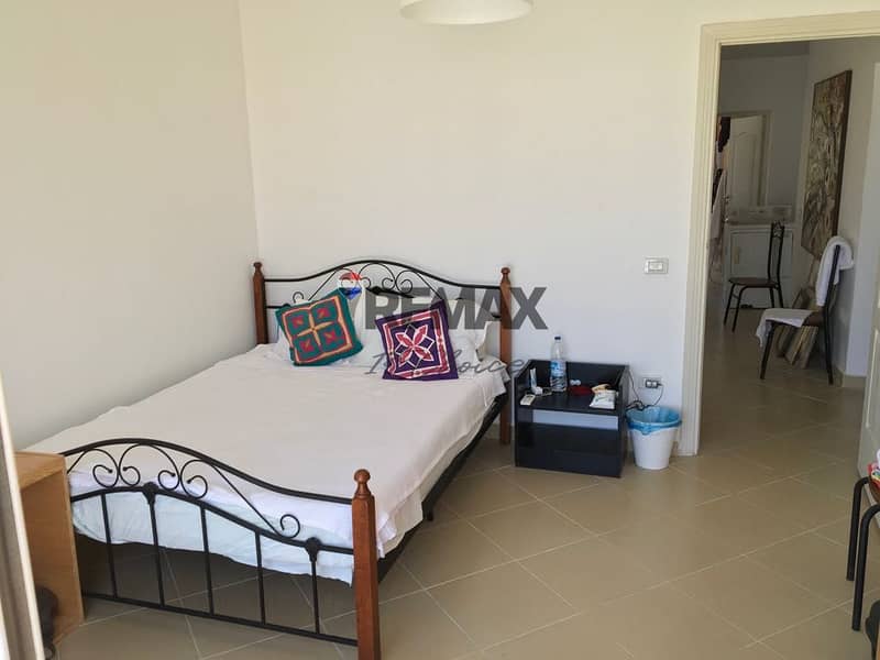 7 efa44b24-ddba-4050-99af-f701b3929e27. jpg