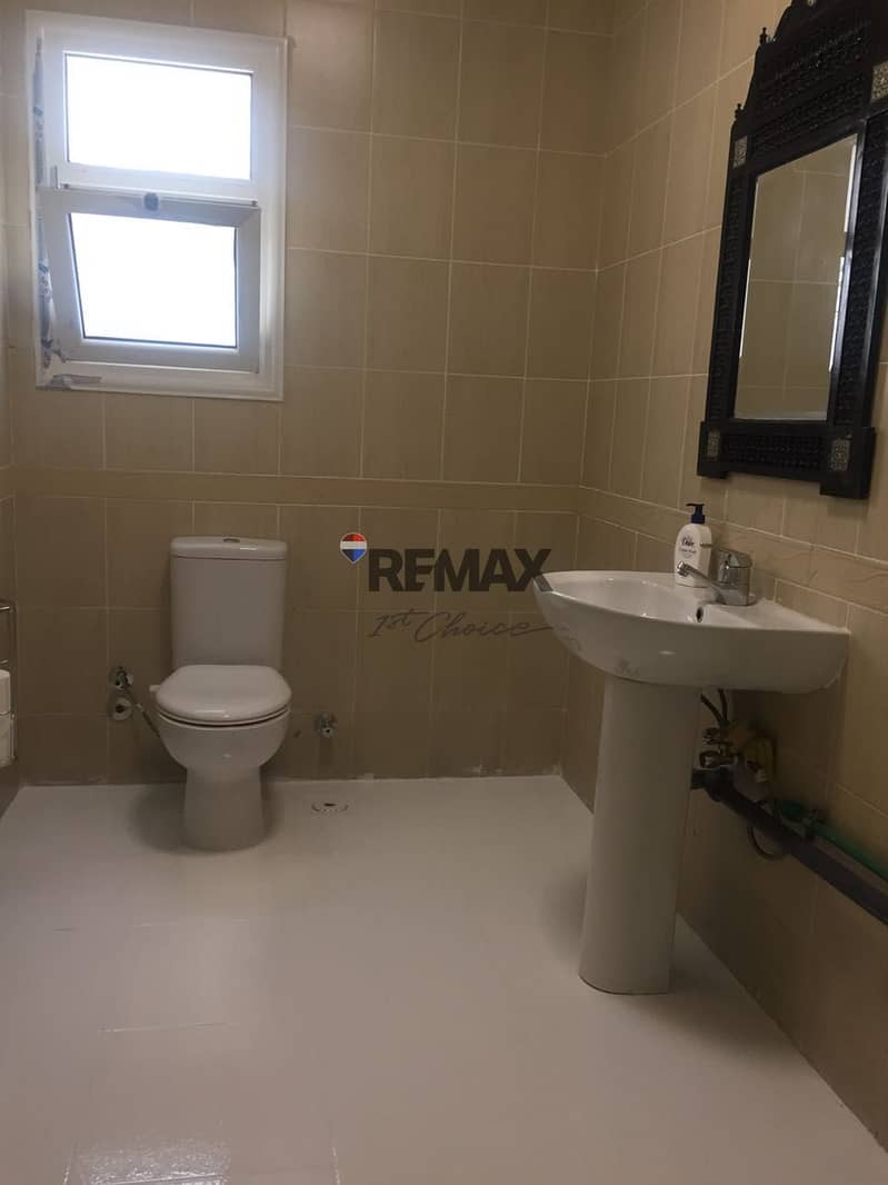 12 9667b17d-4fc1-4451-9937-c97b178491aa. jpg