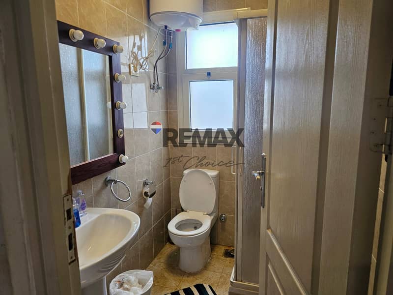 9 ca86da12-ac04-43c2-8007-25bf099849a6. jpeg