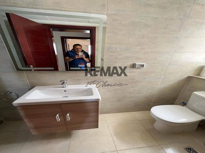 17 7ece36be-040c-4d10-8217-5c6457b63e8e. jpg