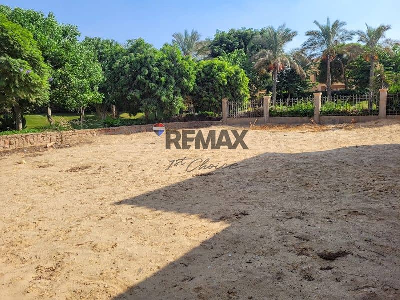 12 40020250-7b53-4c27-a2b7-f017bf3a13c5. jpg