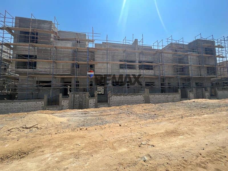 9 30a3e2c7-f082-409f-8ffb-fdbaf41c1d14. jpg