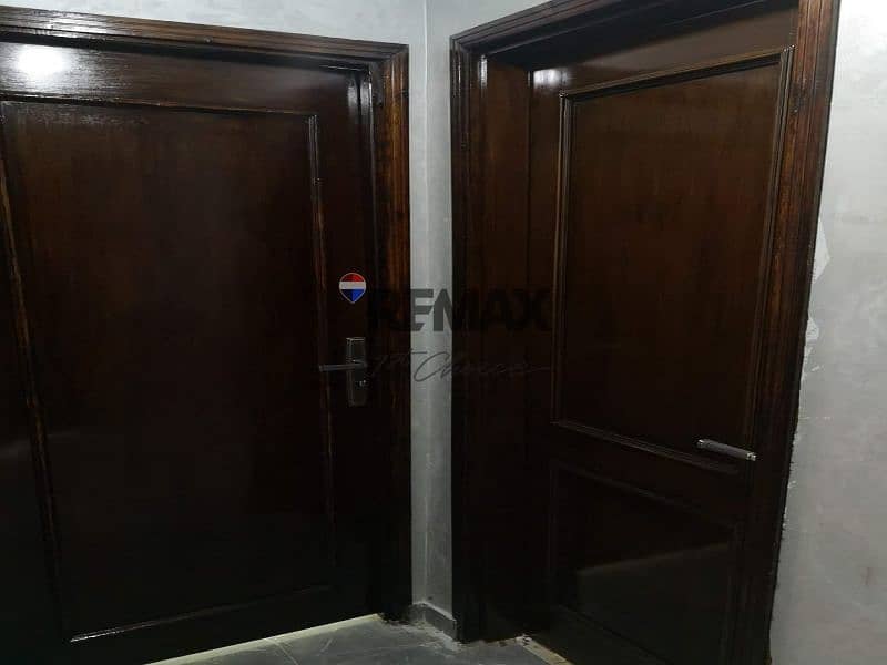 11 ebe5c26b-3b31-4857-930a-1162584c7a0d. jpg