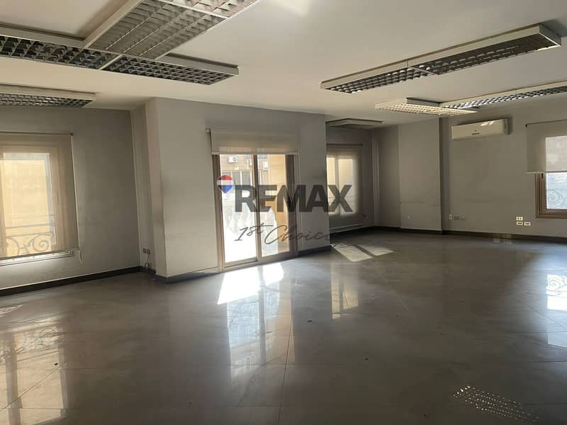 6 WhatsApp Image 2025-10-20 at 3.00. 49 PM (3). jpeg