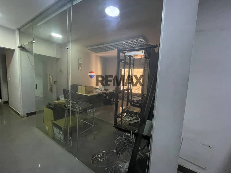 12 WhatsApp Image 2025-10-20 at 3.00. 48 PM (1). jpeg