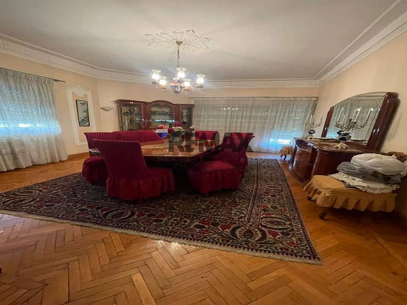 4 6180ccd2-ef41-4c0b-b86d-7a4f6dbfe351. jpg