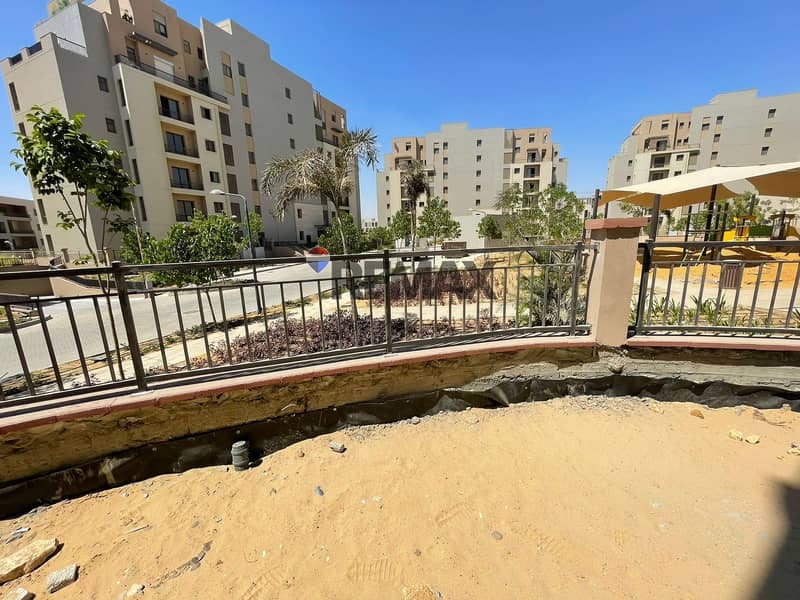 4 5b823c06-f254-4977-acac-78ff31b5925f. jpg