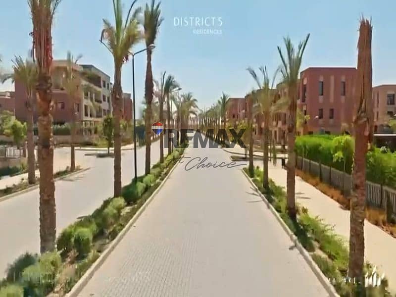 10 b86405b5-a910-4501-8f61-47be702cbcce. jpg