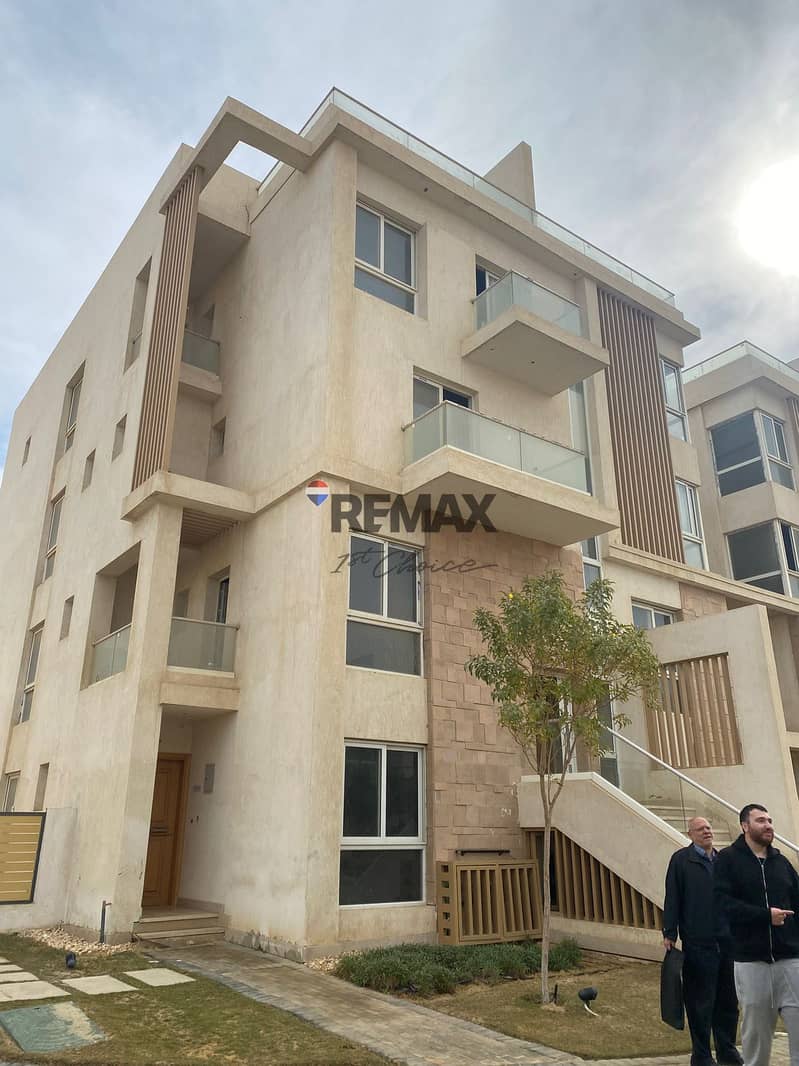 7 1580ce2f-2fcc-4168-828a-5ce532d652b8. jpg