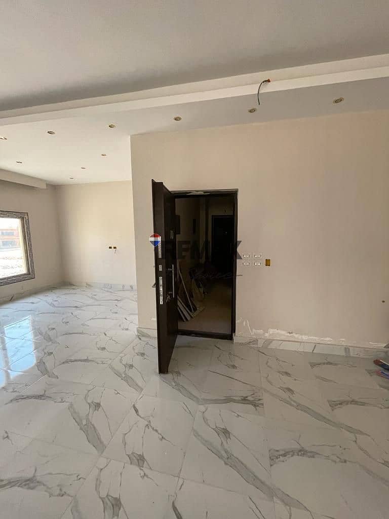 6 15f60001-e356-46a8-acbe-291134059677. jpg