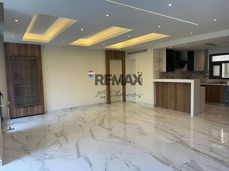 2 8a78d8d6-2214-4545-ab9e-4da071c5a074. jpg