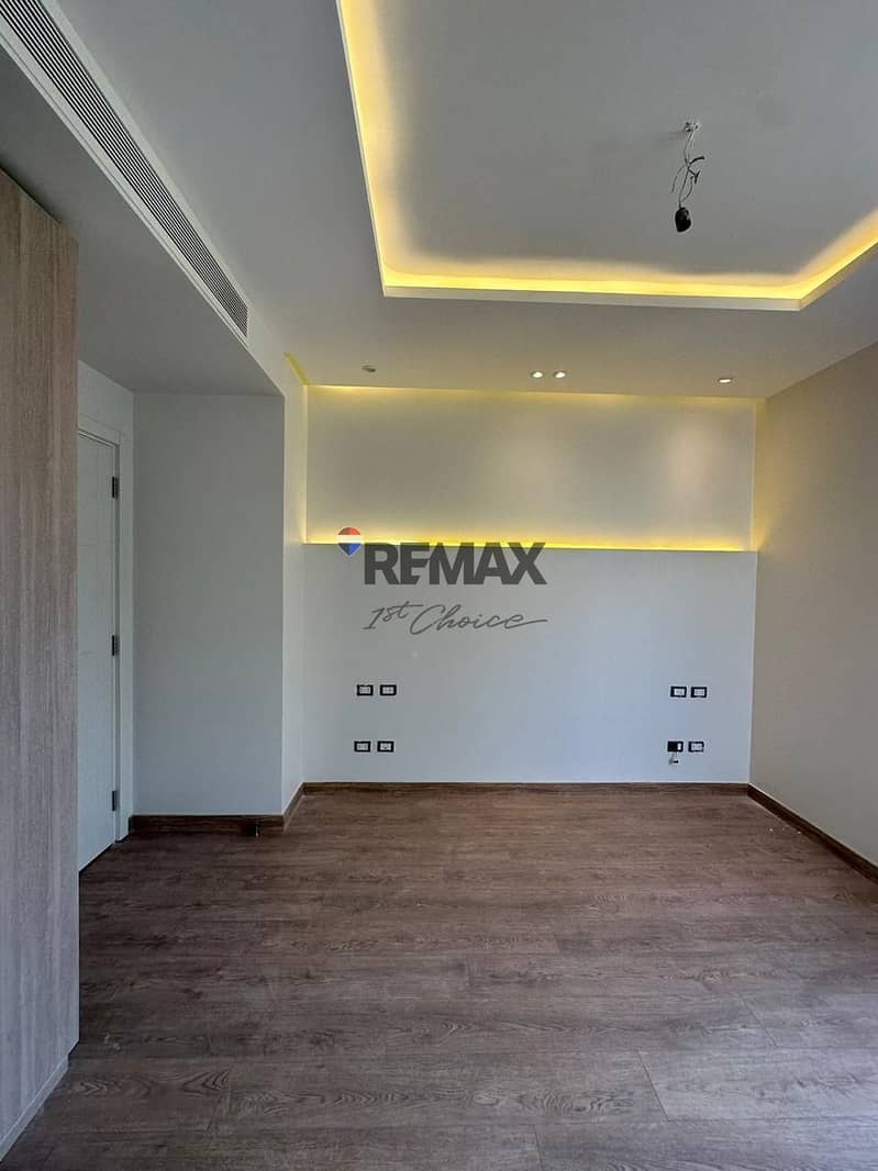 14 79db4540-b5f1-4487-90d1-385f7197148b. jpg