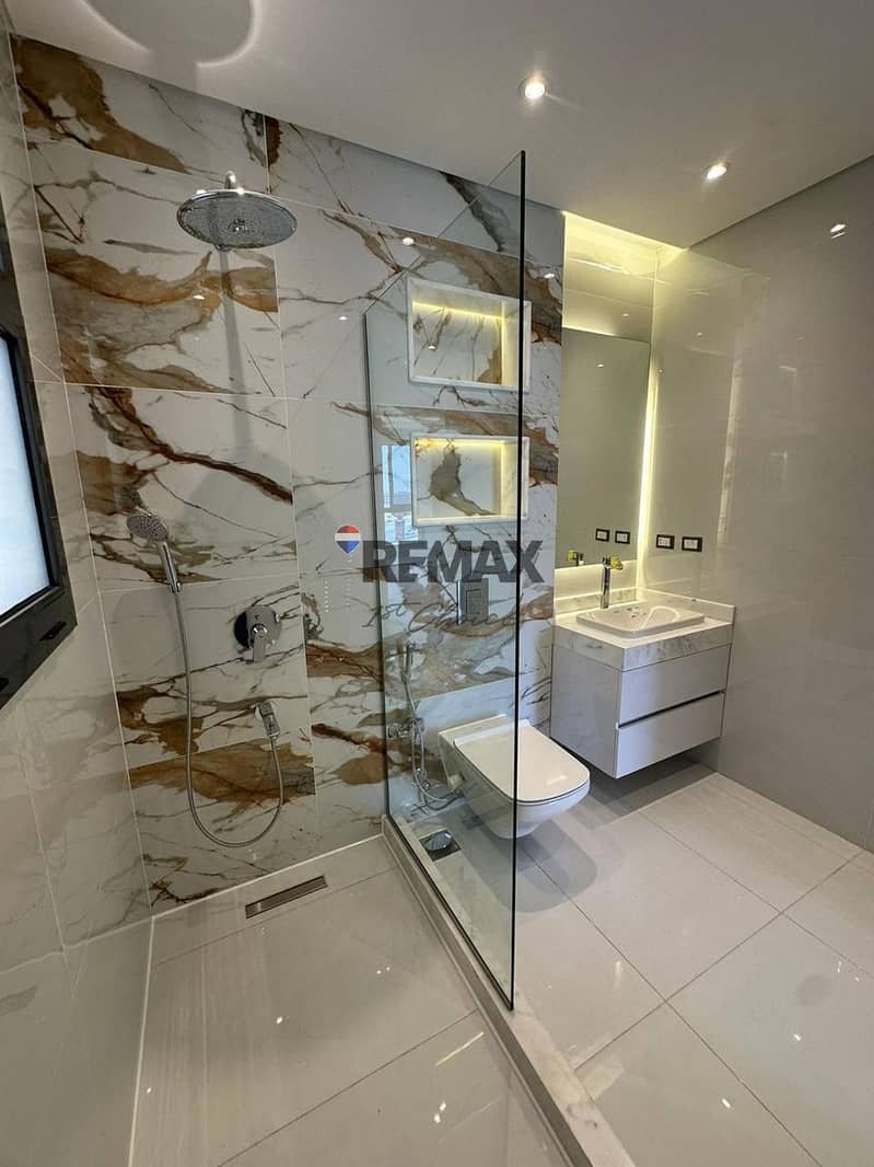 25 f3f94b87-fa64-4b81-8950-50b59a5fdfff. jpg