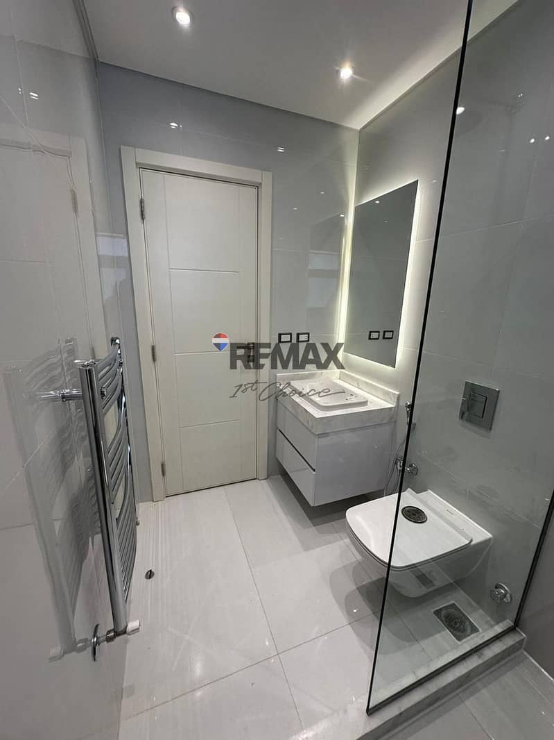 26 0bcb4436-63d3-44b7-82f6-3a46c8358ea6. jpg