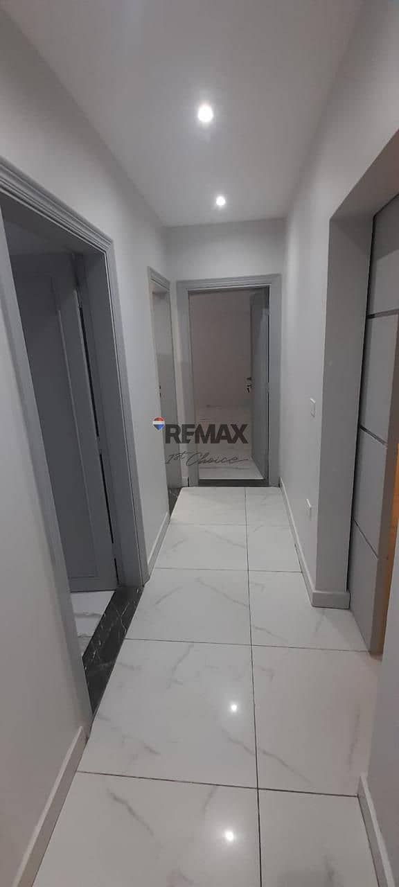 4 82feaf52-6309-46a5-957b-88a8303ac5d3. jpg