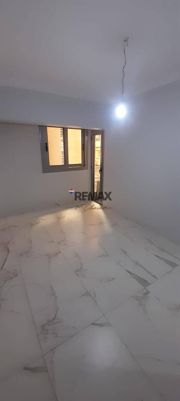 8 f80cbecb-9195-425d-b764-f8faf8db4af0. jpg