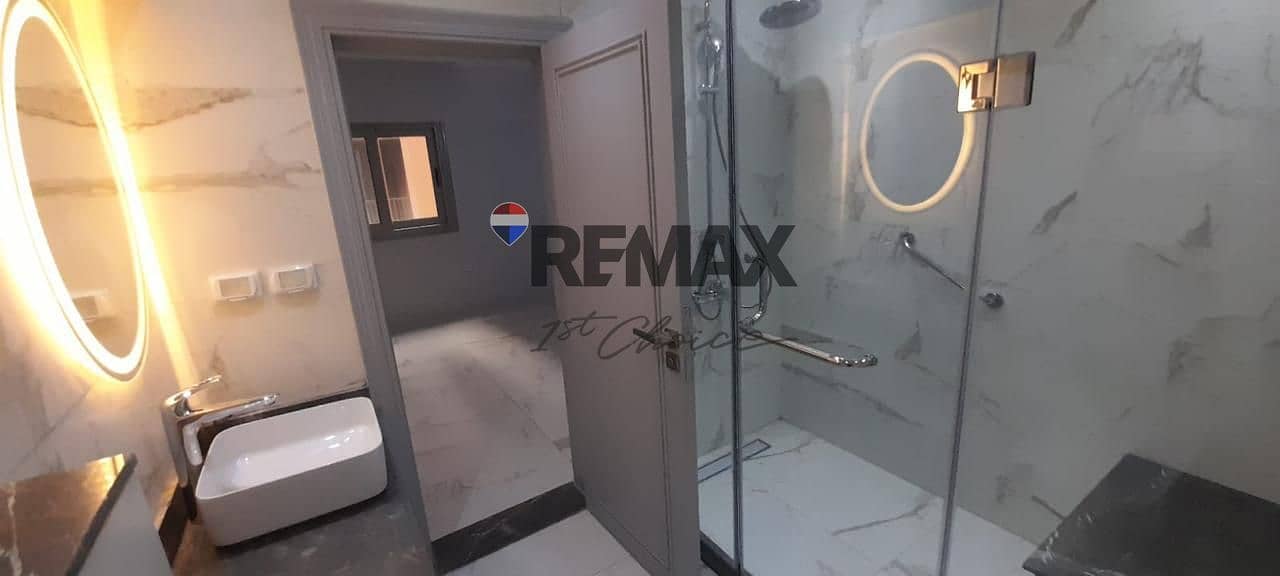 11 b7074f54-ed50-4eee-a46d-cc572afed82c. jpg