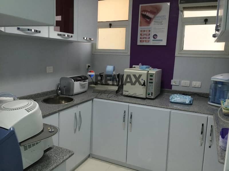 7 81eb5009-264a-4e0e-bf7b-5a47a8e5d746. jpg