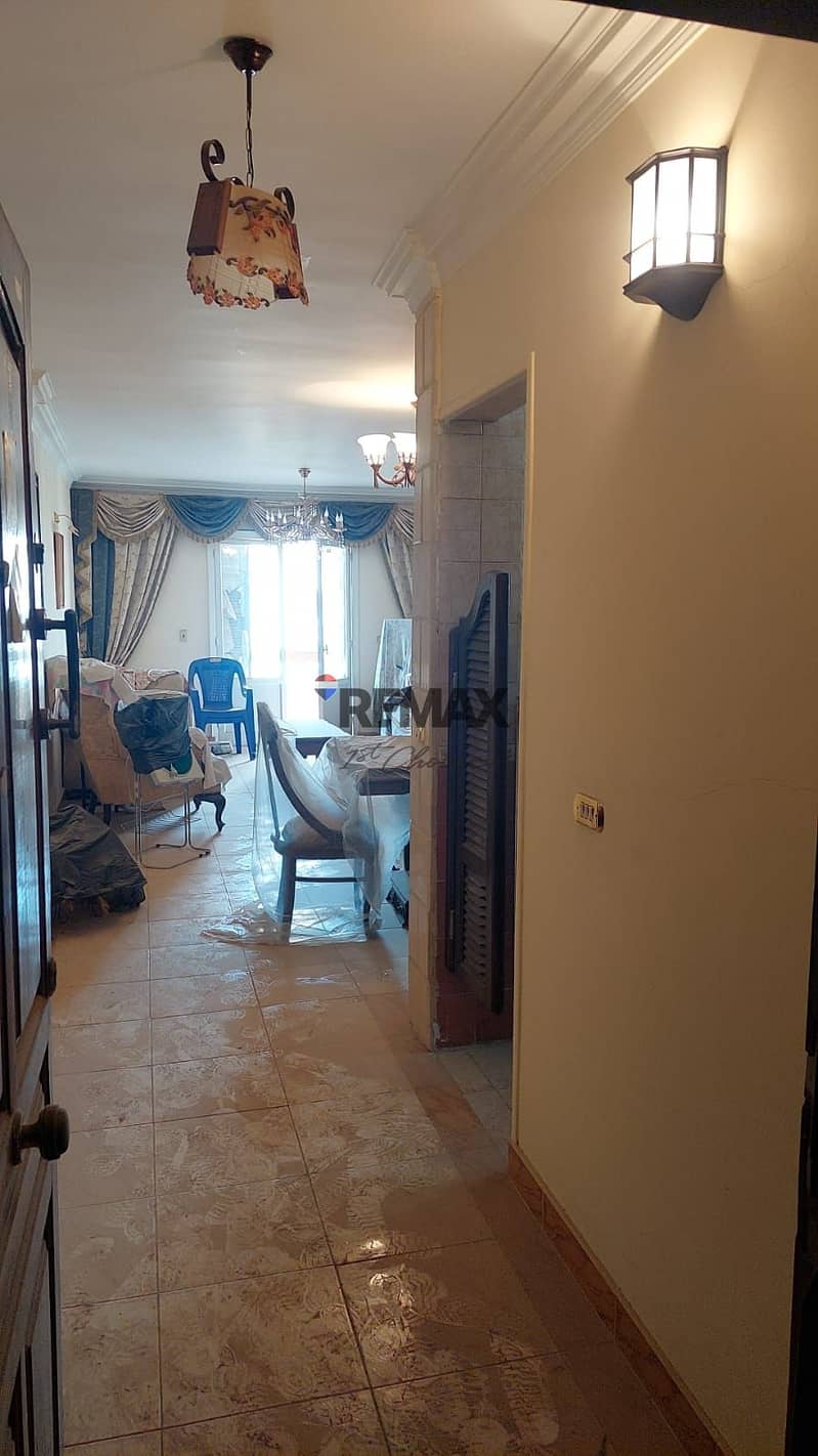 8 599164cf-835f-4c33-9716-846b70dada8f. jpg