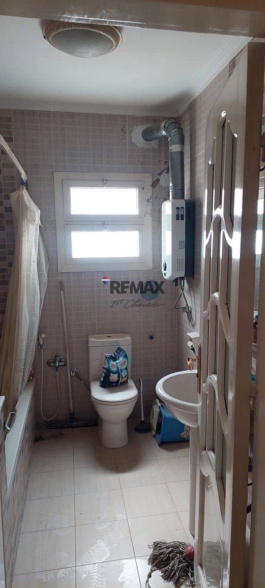 11 a3e11de0-dc1f-457a-92ea-f7e50d593cb2. jpg