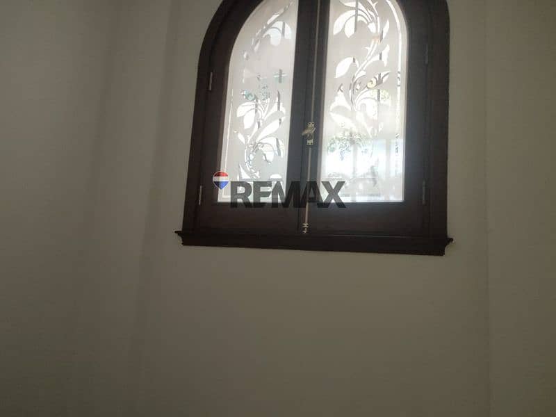 9 d9a05404-08f3-4ce7-844d-bc5a28106e06. jpg