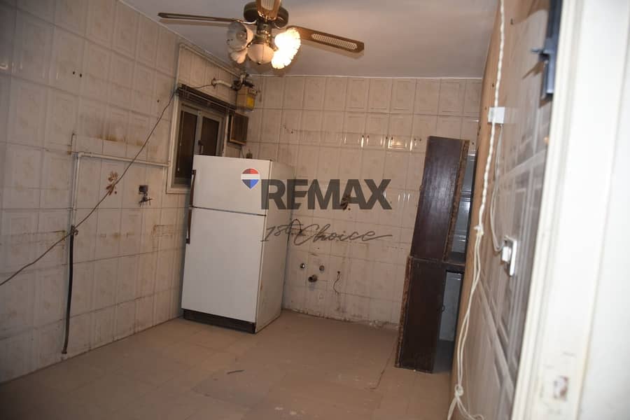 13 f029e66f-b835-41cf-af9f-d4a673d9e705. jpg