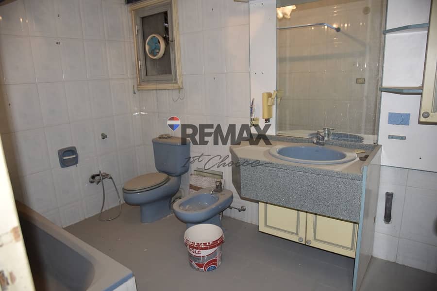 14 2c82d9d9-cfb9-4449-bca5-40644202e6e2. jpg