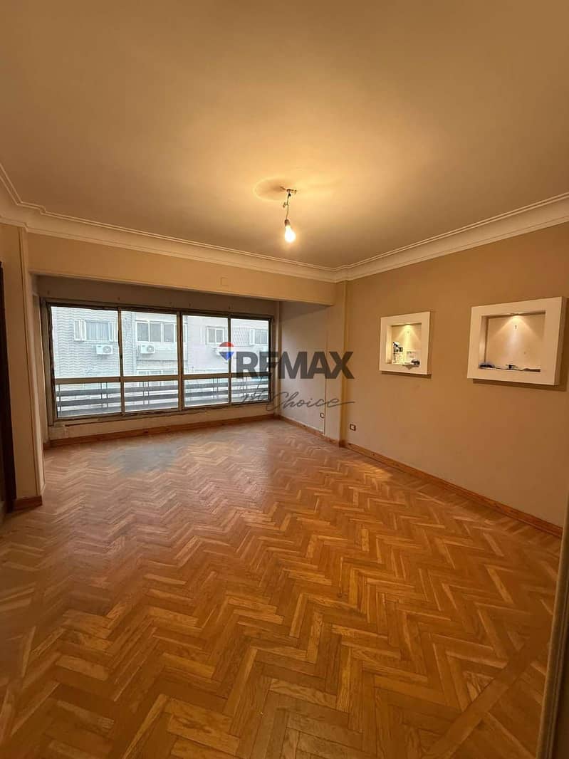 2 99a24102-0fd3-4a5c-b6d5-e6b3171aac66. jpg