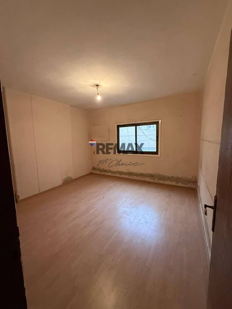 7 d8cae801-3c05-43b1-97fc-eff583a98fd7. jpg