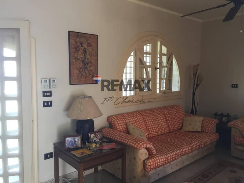 7 5be61abd-9124-4349-9370-77b753c44951. jpg