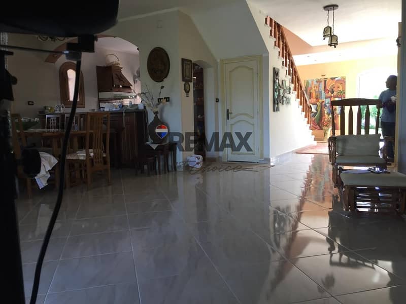 23 ca45d3a8-09d8-4e0d-a22a-38ee991f8402. jpg