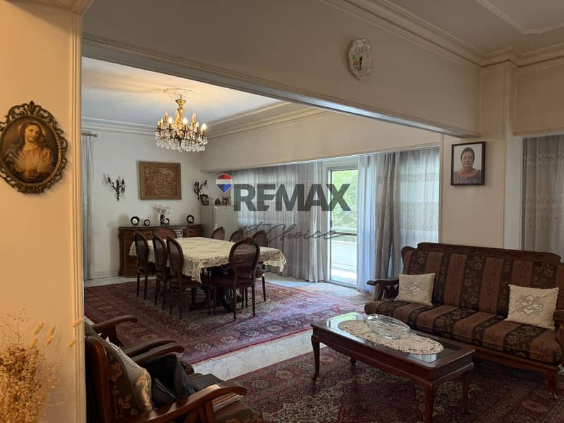 8 c3b38409-16cd-4d0e-8729-da9f8ddb7001. jpg