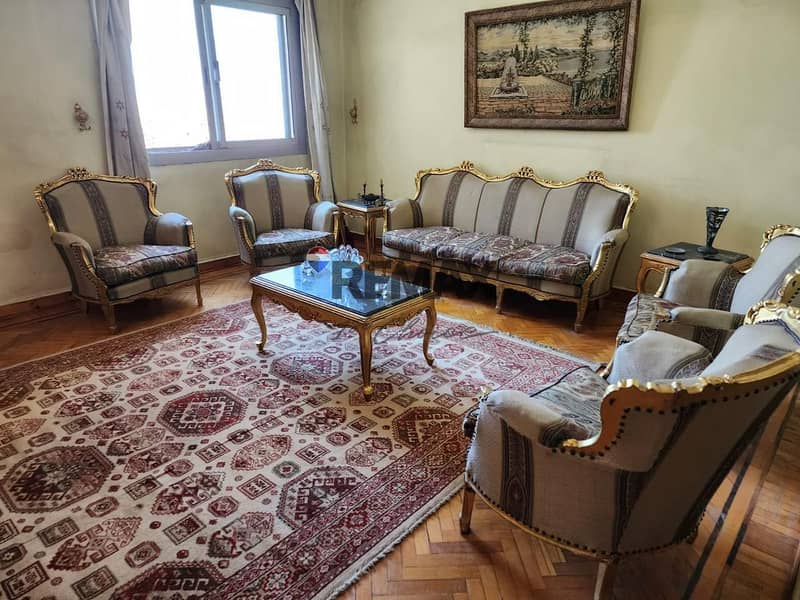 4 8388ef1b-cfb0-4ed4-a836-16320ef91706. jpg